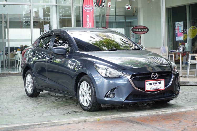 Mazda Mazda 2 2015 1.3 High Sedan เบนซิน ไม่ติดแก๊ส เกียร์อัตโนมัติ เทา รูปที่ 2