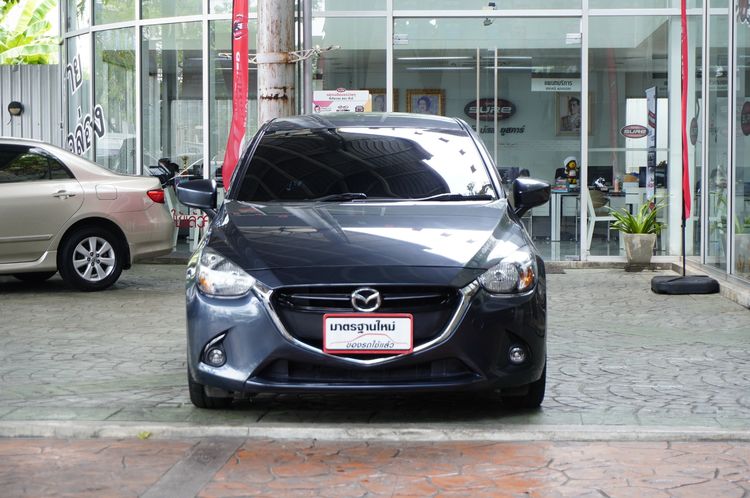 Mazda Mazda 2 2015 1.3 High Sedan เบนซิน ไม่ติดแก๊ส เกียร์อัตโนมัติ เทา รูปที่ 3