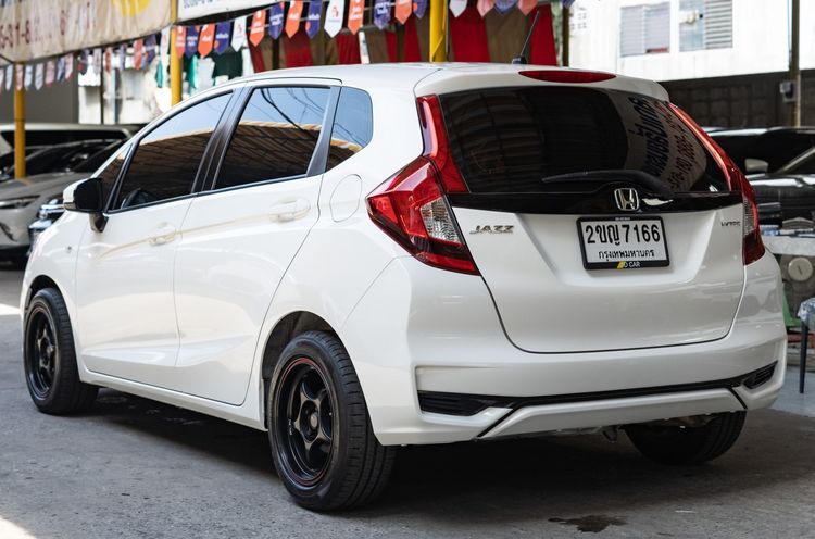 Honda Jazz 2021 1.5 S i-VTEC Sedan เบนซิน ไม่ติดแก๊ส เกียร์อัตโนมัติ ขาว รูปที่ 3