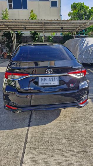 Toyota Altis 2019 1.8 GR Sport CVT Sedan เบนซิน ไม่ติดแก๊ส เกียร์อัตโนมัติ ดำ รูปที่ 2
