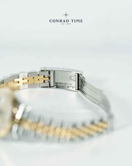 Rolex Datejust 69173 Silver Dial Two-Tone Jubilee 26mm.  รูปที่ 15
