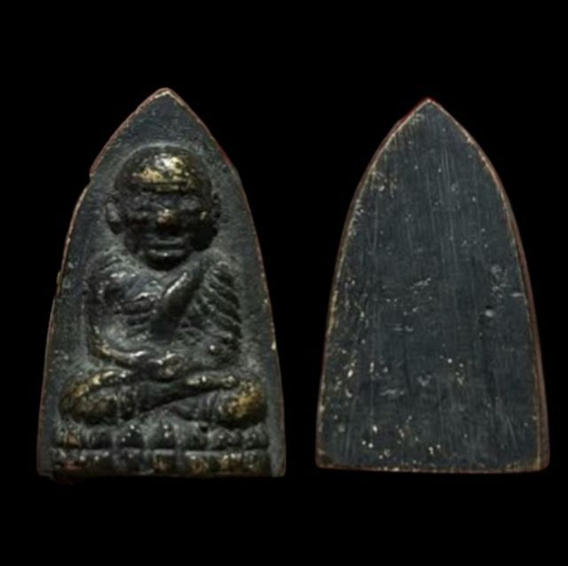 หลวงปู่ทวดพิมพ์หน้าแก่ ปี06 วัดไทร จ.นครสวรรค์ รูปที่ 2