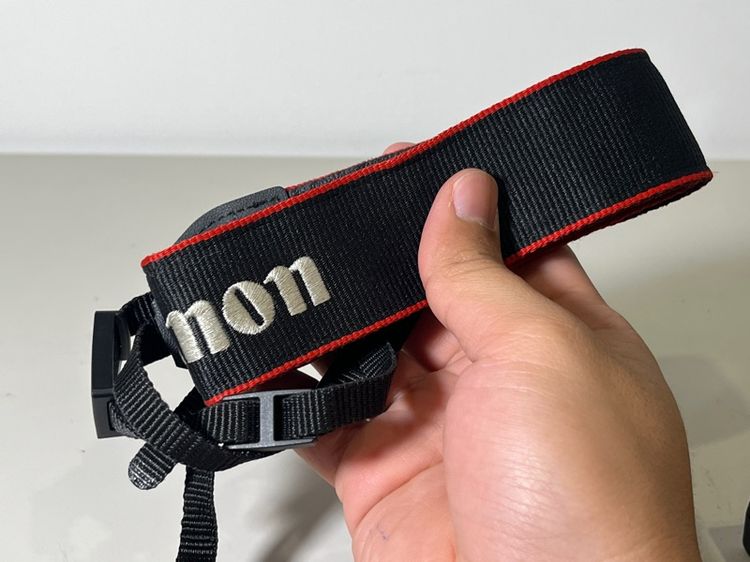 CANON EOS 77D,18-55,50mm F1.8,SPARE BATTERY รูปที่ 14