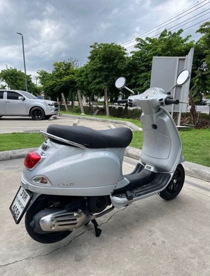 VESPA LX125 I-GET รูปที่ 4