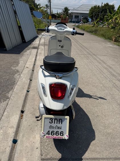 Vespa sprint 125 รูปที่ 9