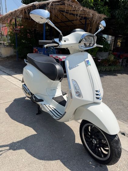 Vespa sprint 125 รูปที่ 3