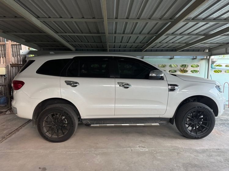 Ford Everest 2022 2.0 Titanium Plus Utility-car ดีเซล ไม่ติดแก๊ส เกียร์อัตโนมัติ ขาว รูปที่ 4
