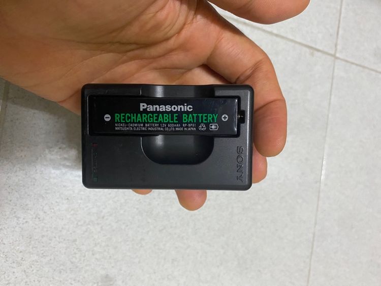 sony walk man ชาร์จแบต พร้อมแบต ยังใช้งานได้ รูปที่ 5