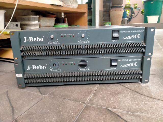 พาวเวอร์แอมป์ J-bebo ตัวละ3000
