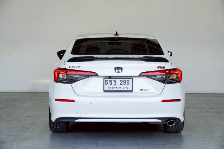 รถ Honda Civic 2.0 eHEV RS สี ขาว