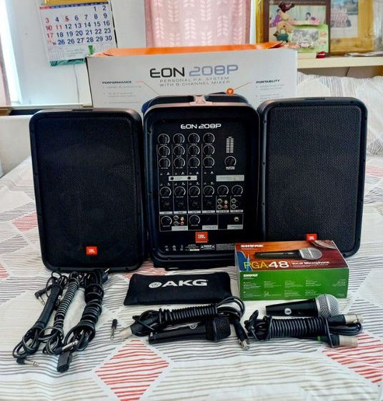 ขาย JBL EON208P แถมไมค์ 2 ชุด (สนใจ โทร. 0929252532 ,Line id : yodsaphat.r)