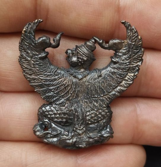 รูปหล่อพญาครุฑ รูปที่ 4