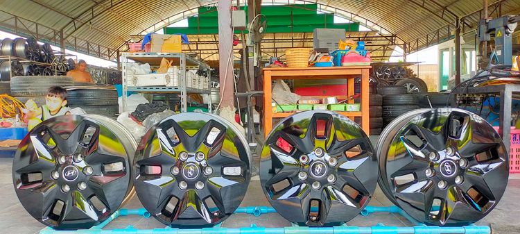 แม็กฮุนได ขอบ18 กว้าง7 et53.5 สีอบpowder coat ใส่ hyundai h1 6 รูได้ทุกรุ่น รูปที่ 5