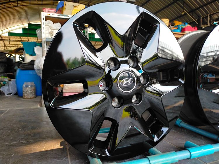 แม็กฮุนได ขอบ18 กว้าง7 et53.5 สีอบpowder coat ใส่ hyundai h1 6 รูได้ทุกรุ่น
