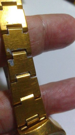 Mido Commander 
Vintage 1980s 
Automatic ( women )

- เครื่องเดินปกติ ใช้งานได้จริง
- วินเทจแท้ Swiss Made
- ใส่ใช้งานได้ทุกวัน

 รูปที่ 7