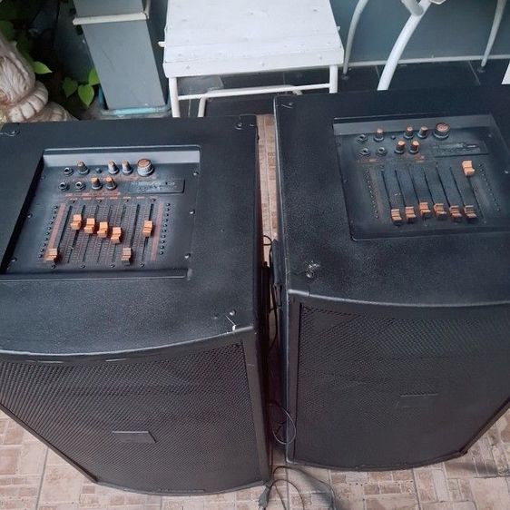 เป็นลำโพงครับ 4 ตู้ พร้อมมิกเซอร์อีคาร์เซอร์เล่นบลูทูธได้ USB ได้ รูปที่ 2