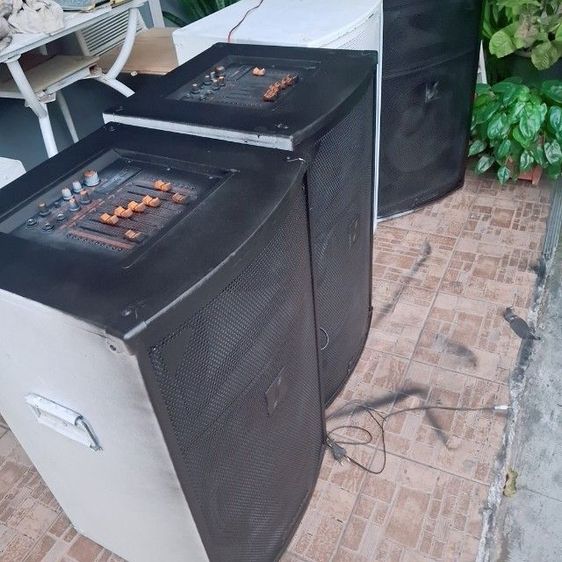 เป็นลำโพงครับ 4 ตู้ พร้อมมิกเซอร์อีคาร์เซอร์เล่นบลูทูธได้ USB ได้ รูปที่ 5