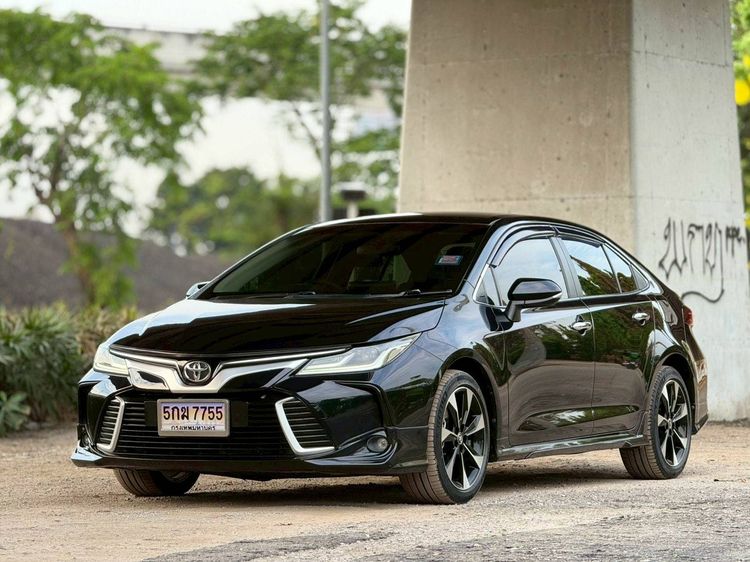 Toyota Altis 2020 1.8 GR Sport CVT Sedan เบนซิน ไม่ติดแก๊ส เกียร์อัตโนมัติ ดำ รูปที่ 3