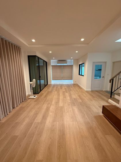 อื่นๆ มีบางส่วน 2023 ไม่ใช่ บ้านเดี่ยว เคหะร่มเกล้า รามคำแหง กรุงเทพกรีฑาตัดใหม่ รูปที่ 2