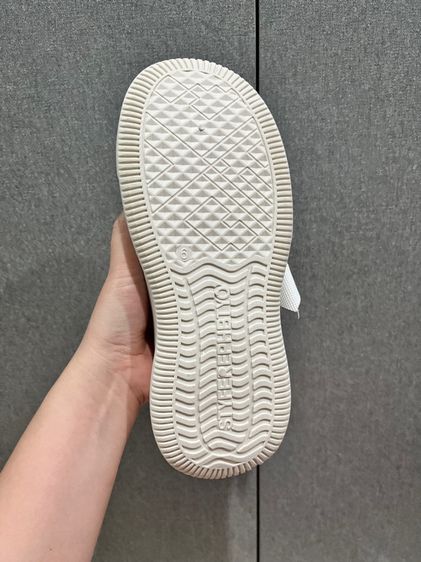  รองเท้าผ้าใบ Slip-on รูปที่ 6