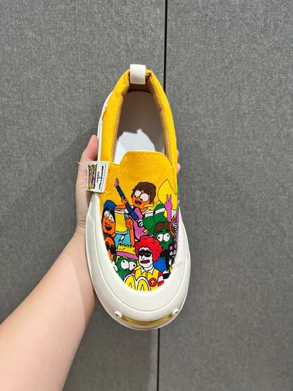  รองเท้าผ้าใบ Slip-on รูปที่ 4