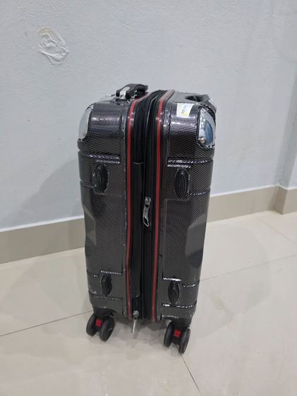 ของเก่าเก็บกระเป๋า กระเป๋าเดินทาง สภาพดี   ตั้งไว้ไม่ได้ใช้  ขายตามสภาพ พร้อมส่งครับ รูปที่ 4