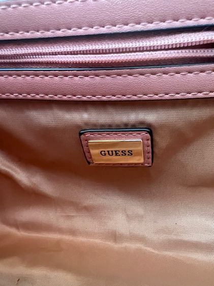 กระเป๋าถือและสะพาย GUESS รูปที่ 8