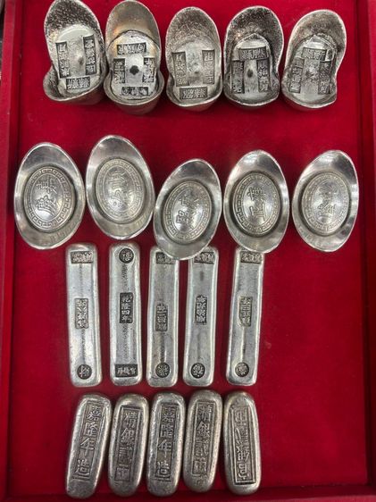 นาฬิกาเก่า ของเก่าเก็บ ก้อนสีเงิน ชุดใหญ่ ของเก่าเก็บ ของสะสมเดิมๆ สวยหายาก เก่าเก็บ พร้อมส่ง  หนักๆ ทุกชิ้น ของที่บ้าน ขายตามสภาพ 