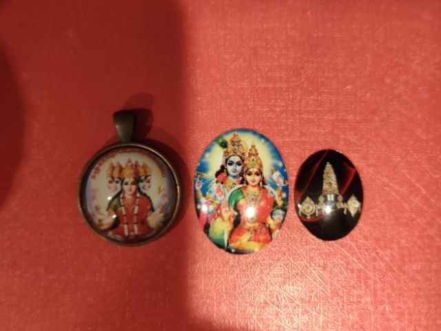 ล็อคเก็ต องค์เทพ