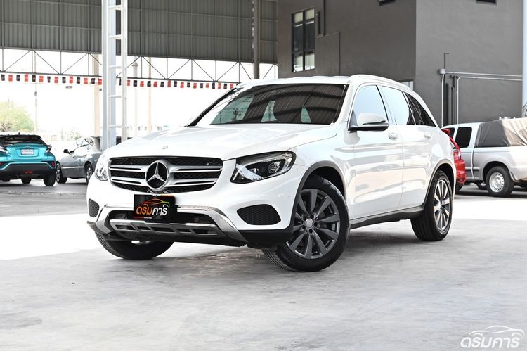 รถ Mercedes-Benz GLC-Class GLC250d สี ขาว