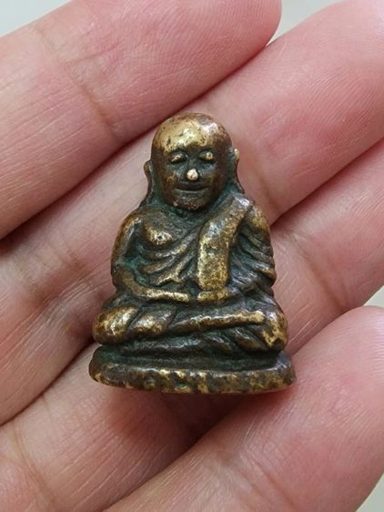 รูปหล่อหลวงพ่อเงิน วัดบางคลานพิมพ์นิยม เนื้อเก่ามาก ๆค่ะ