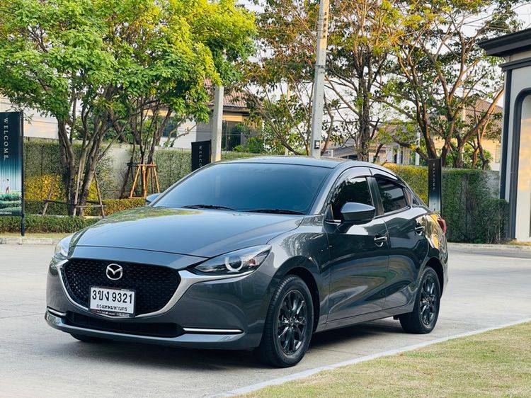 Mazda Mazda 2 2022 1.3 Skyactiv-G S Leather Sedan Sedan เบนซิน ไม่ติดแก๊ส เกียร์อัตโนมัติ เทา รูปที่ 3