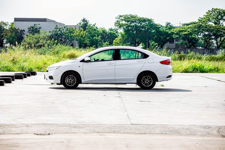 Honda City 2017 1.5 S Sedan เบนซิน เกียร์อัตโนมัติ ขาว รูปที่ 3