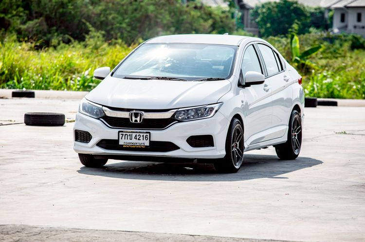 รถ Honda City 1.5 S สี ขาว