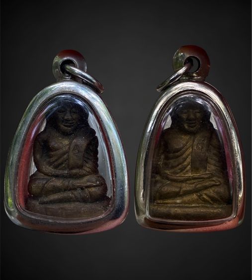 หล่อเก่าหลวงพ่อเงิน 2 องค์ พร้อมเลี่ยมกรอบ