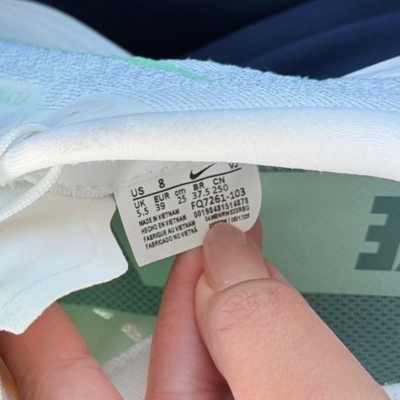 รองเท้า nike รูปที่ 4