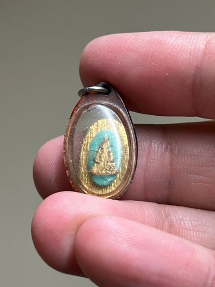 ไม้แกะเก่า