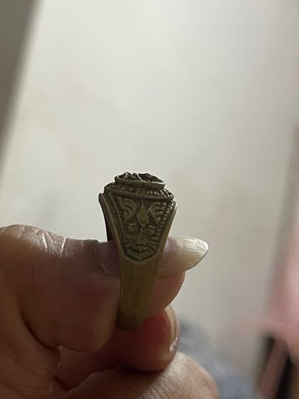 แหวนหลวงพ่อคูณ ปริสุทโธ รูปที่ 3