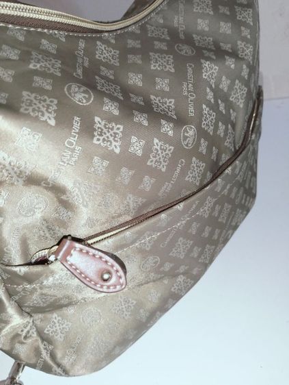 กระเป๋าแบรนด์ต่างประเทศ รูปที่ 9