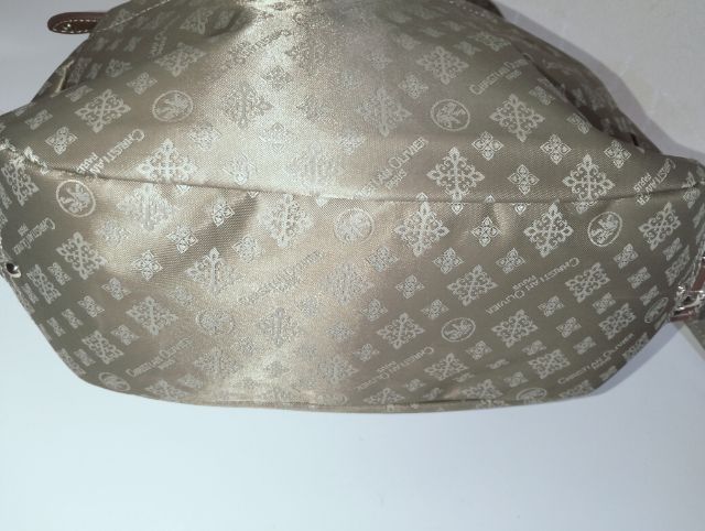 กระเป๋าแบรนด์ต่างประเทศ รูปที่ 8