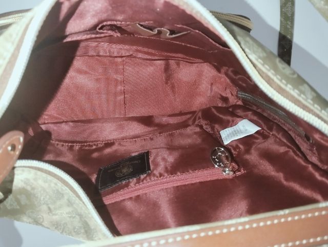 กระเป๋าแบรนด์ต่างประเทศ รูปที่ 12