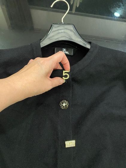 ชาแนล ครอปคาร์ดิแกน สภาพใหม่เอี่ยม  รูปที่ 9