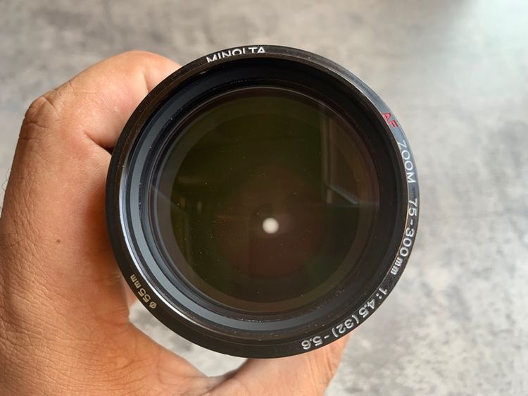 เลนส์ Minolta AF Zoom 75-300mm F4.5-5.6 ใช้งานได้ปกติ