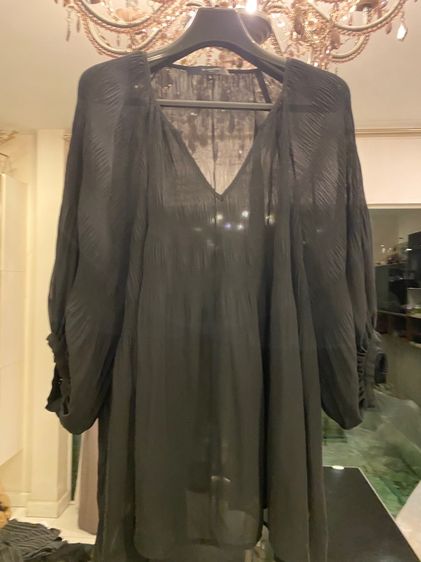 จีวองชี่ เสื้อ เนื้อผ้าไหมชีฟอง สภาพใหม่เอี่ยม รูปที่ 5