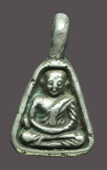 หลวงพ่อเงิน พิมพ์จอบเล็ก