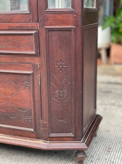 ตู้โชว์ไม้สักเก่าโบราณ รูปที่ 7