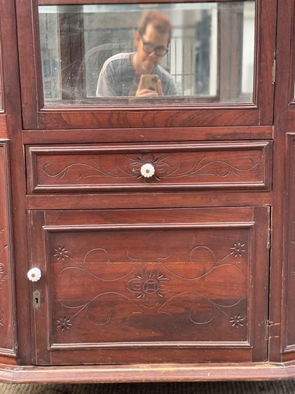 ตู้โชว์ไม้สักเก่าโบราณ รูปที่ 6