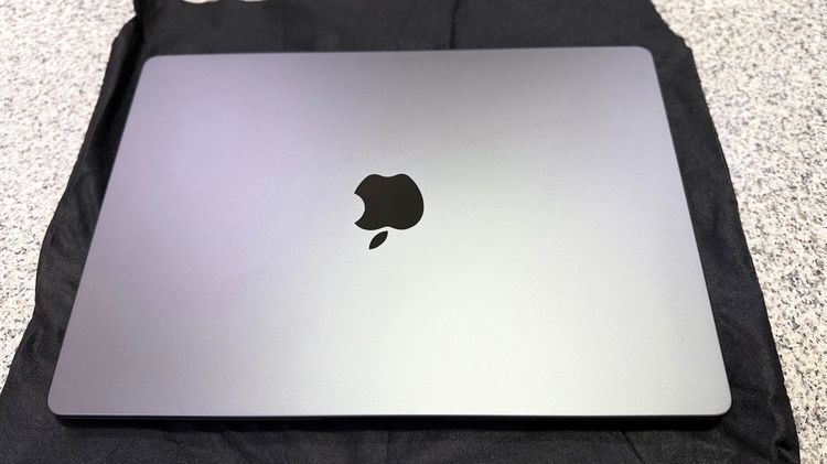 MacBook Pro 14” M5 RAM24 SSD512GB สี Space Black รูปที่ 4