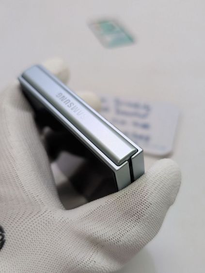 ขาย เทิร์น Samsung Galaxy Z Flip 7 สี Blue 512 GB ศูนย์ไทย สภาพสวย ประกันยาว อุปกรณ์ครบยกกล่อง เพียง 19,990 บาท เท่านั้น ครับ รูปที่ 11