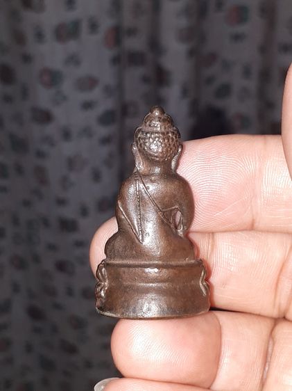 พระกริ่ง รุ่นสายฟ้า ปี 2520 หลวงปู่โต๊ะ เนื้อนวะโลหะ กริ่งดัง ตอกโค้ด 3 ตัว โค้ด สฟ. จะมีความคมชัดลึก ส่วนองค์ที่ตอก 3 โค้ด จะมีโค้ด ต.ล้อมร รูปที่ 7